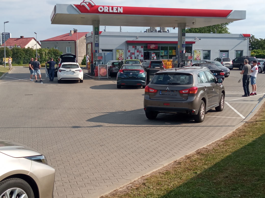 Blokada stacji Orlen w Rzeszowie. „Tylko myję szybę” 