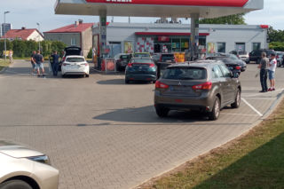 Benzyna po 10 zł? Posłowie Lewicy u prezesa PKN Orlenu Daniela Obajtka
