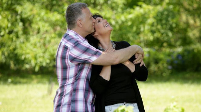 M jak miłość odcinek 1256, Marysia (Małgorzata Pieńkowska), Artur (Robert Moskwa)