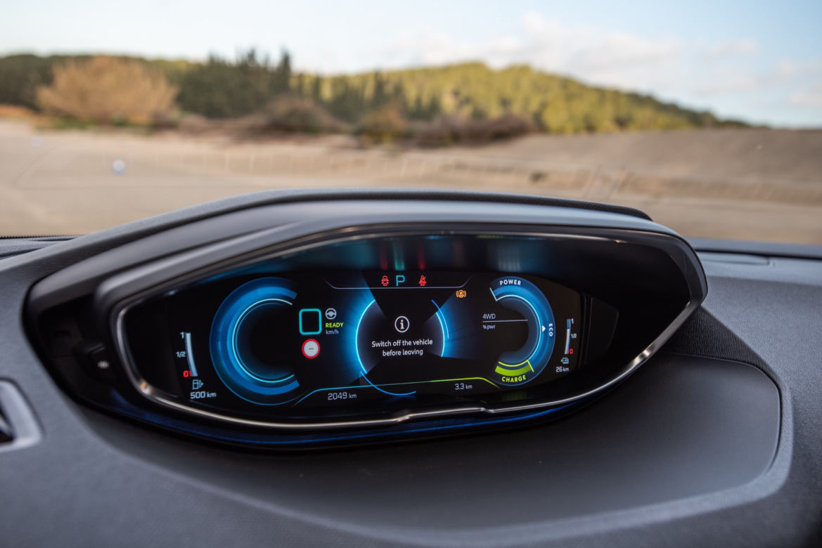 Peugeot 508 Hybrid i Peugeot 3008 Hybrid4