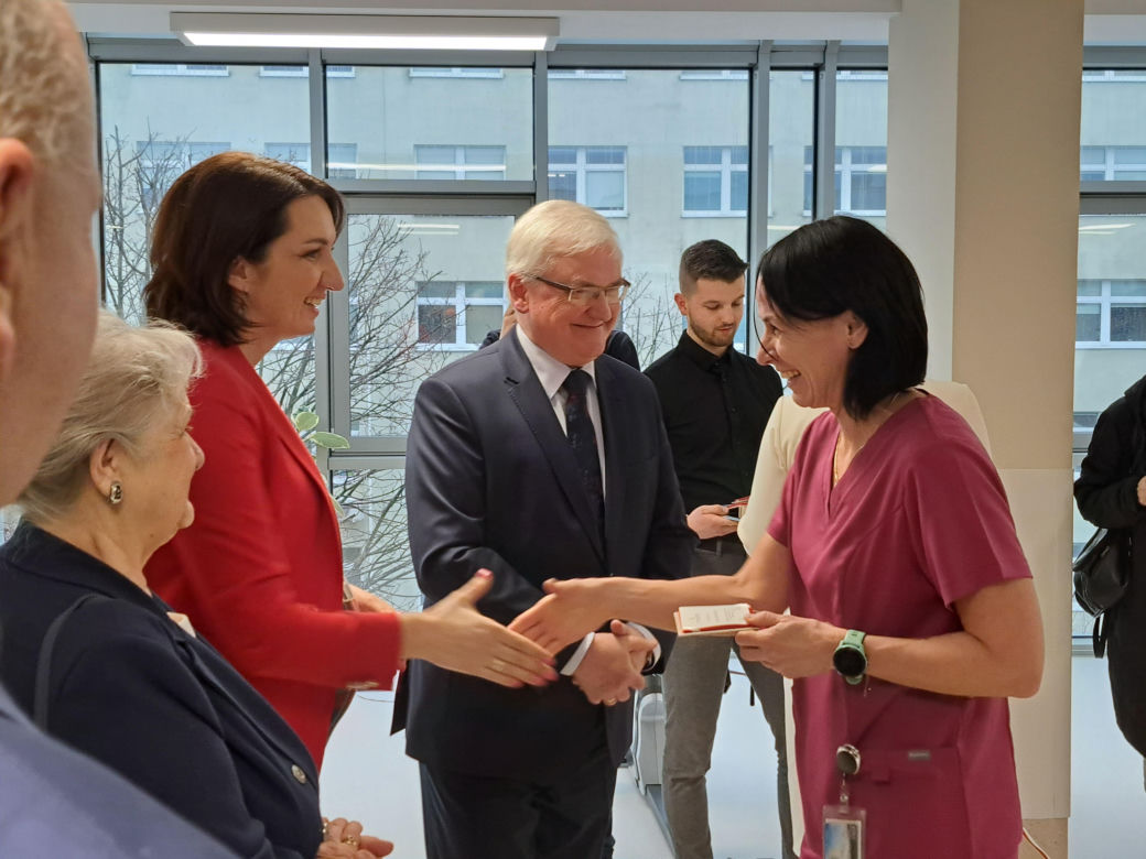 Remont Ośrodka Rehabilitacji i pokaz użycia egzoszkieletu - Szpital im. św. Łukasza w Tarnowie