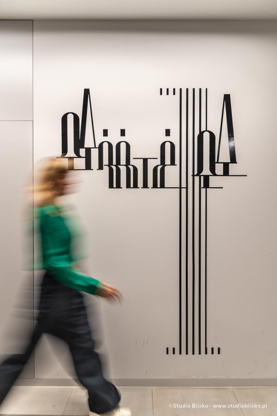 Wayfinding dla apartamentów Naturia w Toruniu 