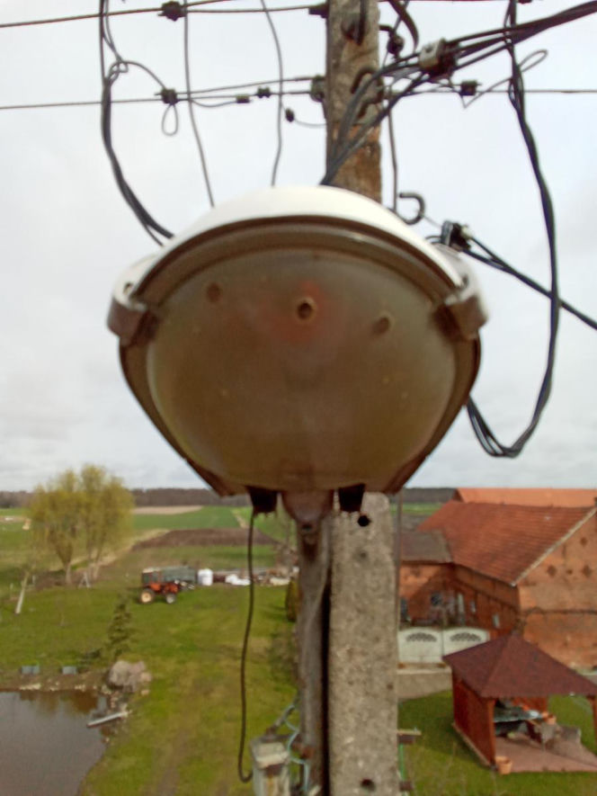 W gminie Bojanowo ktoś strzela do lamp ulicznych. Władze gminy wydały komunikat