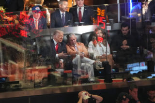 Trump wygwizdany przez kibiców na meczu finałowym NBA w Nowym Jorku, wcześniej zasnął