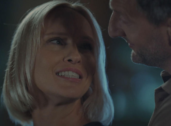 M jak miłość, odcinek 1899. Dorota (Iwona Rejzner), Bartek (Arkadiusz Smoleński)