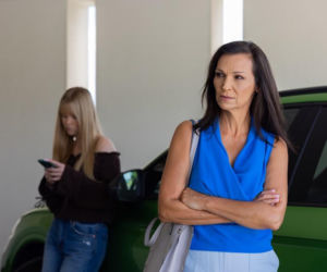 Pierwsza miłość, odcinek 4112: Julka (Dąbrówka Kruk), Izabela (Olga Bończyk)