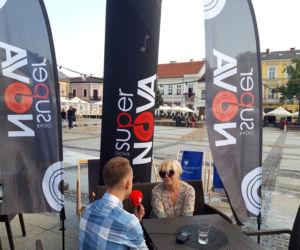 Super Lato w Kielcach. Zdjęcia z naszego mobilnego studia w ogródku letnim klubu Maska