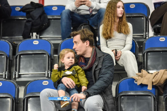 Halowe mistrzostwa Polski w Kujawsko-Pomorskiej Arenie Toruń. Zdjęcia kibiców i zawodników