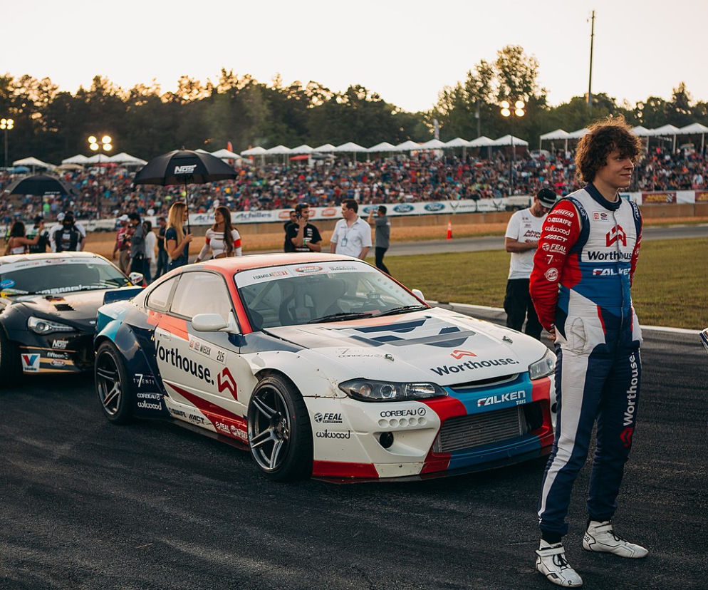 Płock. Tor wyścigowy powstaje na Borowiczkach! Będzie drift? [WIDEO]