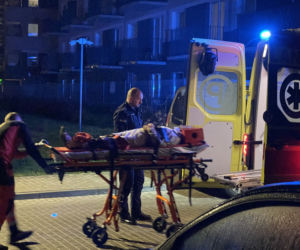 Tragedia na Białołęce. 68-letnia kobieta runęła z okna na 5. piętrze
