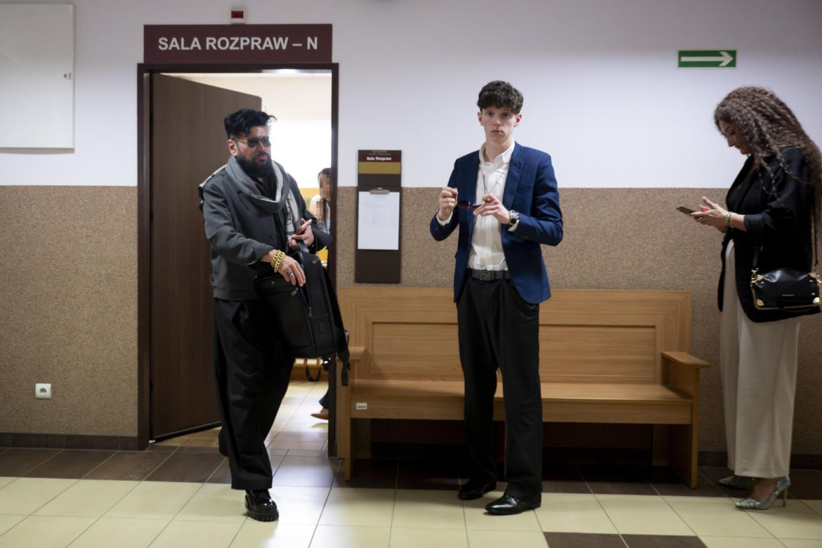 Krzysztof Rutkowski, Aleksander Zych i Natasha Zych w sądzie. Chodzi o alimenty