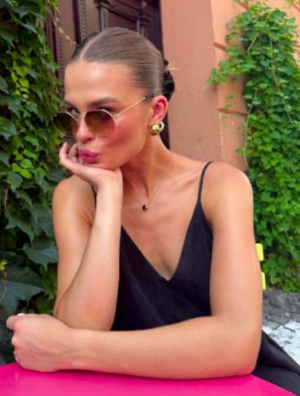 Julia Suryś, zona piłkarza ŁKS Łomża