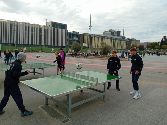 Piłkarze ze SP nr 9 w Barcelonie