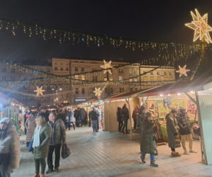 Jarmark Bożonarodzeniowy na Rynku Głównym w Krakowie 2025. Oferta wystawców