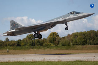 Nowa partia Su-57 w służbie. Rosja doskonali myśliwiec 5. generacji w oparciu o doświadczenia z Ukrainy