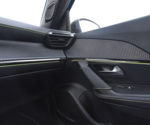 Peugeot e-2008 GT 136 KM
