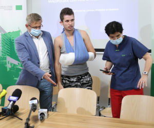 Dr hab. n. med. Anna Chrapusta przyszła Maksowi odciętą dłoń