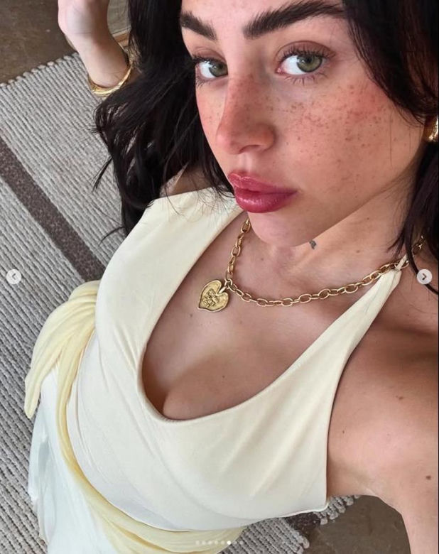 Nicki Nicole
