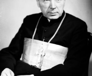 Jan Frycz zagra Wyszyńskiego