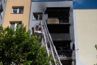 Dramatyczna akcja strażaków we Wrocławiu. Cztery osoby trafiły do szpitala