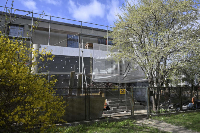 Niekończący się remont sąsiadów Kaczyńskiego