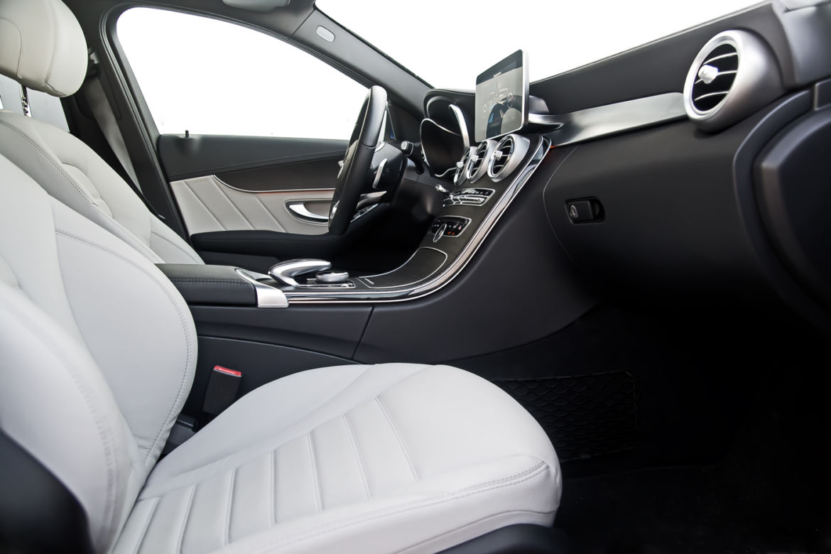 Mercedes-Benz C300 BlueTEC Hybrid