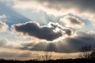 Nowa Sól, 02.12.2025: Zaskakujące zmiany! Czy słońce wygra z chmurami?