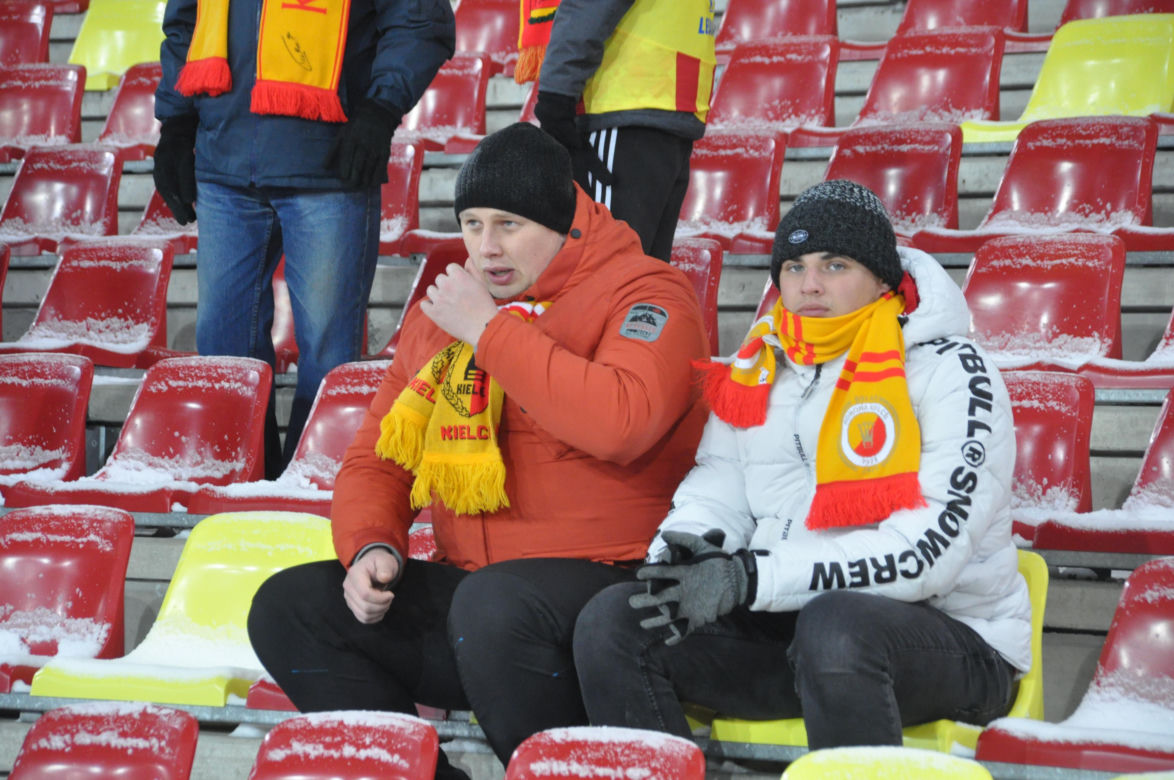 Korona Kielce - Lech Poznań. Zdjęcia kibiców na Suzuki Arenie