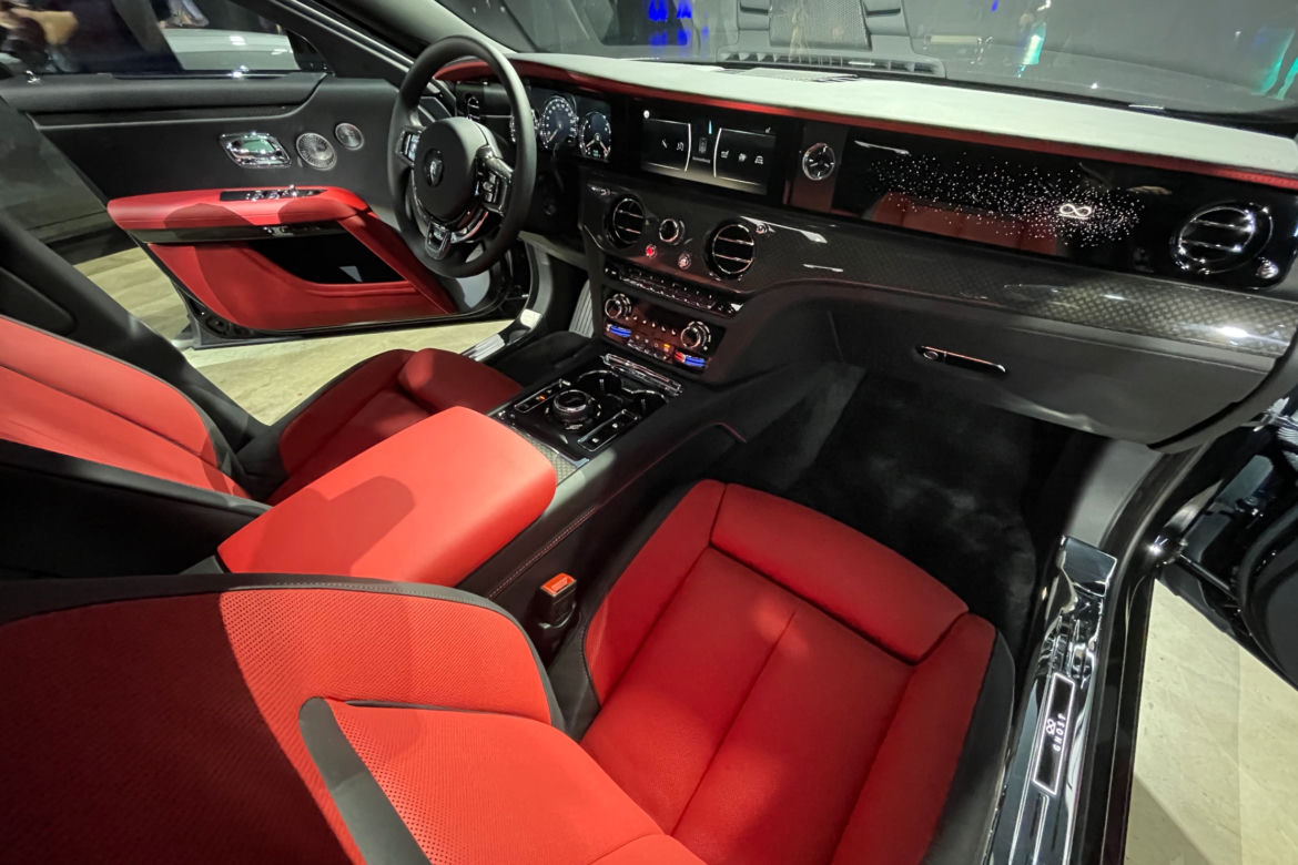 Rolls-Royce Black Badge Ghost