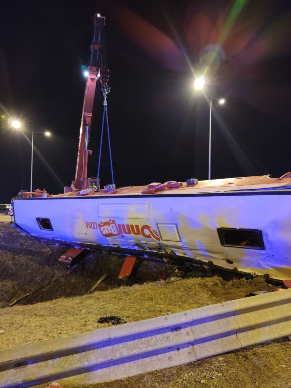Tragiczny wypadek autokaru na autostradzie A4. Zdjęcia ratowników medycznych
