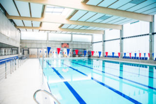 Żuromin z nowoczesną pływalnią – zaawansowane technologie dla komfortu i bezpieczeństwa użytkowników