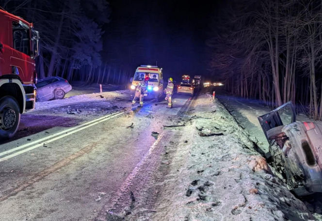 Wypadek pod Iławą, sześć osób w szpitalu