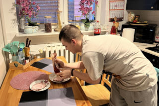 Lekarze nie dawali mu szans. 19-letni Kuba i jego mama pokazują, czym jest prawdziwa walka