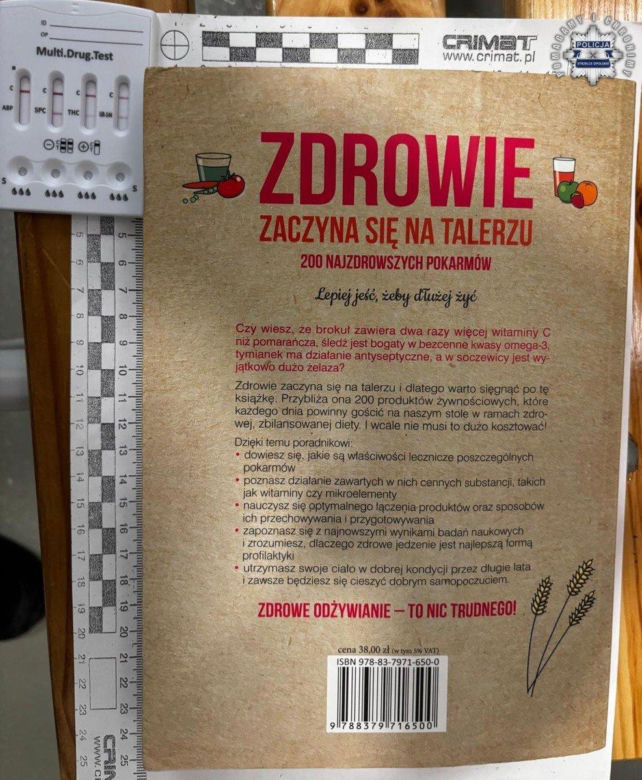 Strzelce Opolskie: Tak kobieta chciała przemycić narkotyki dla syna