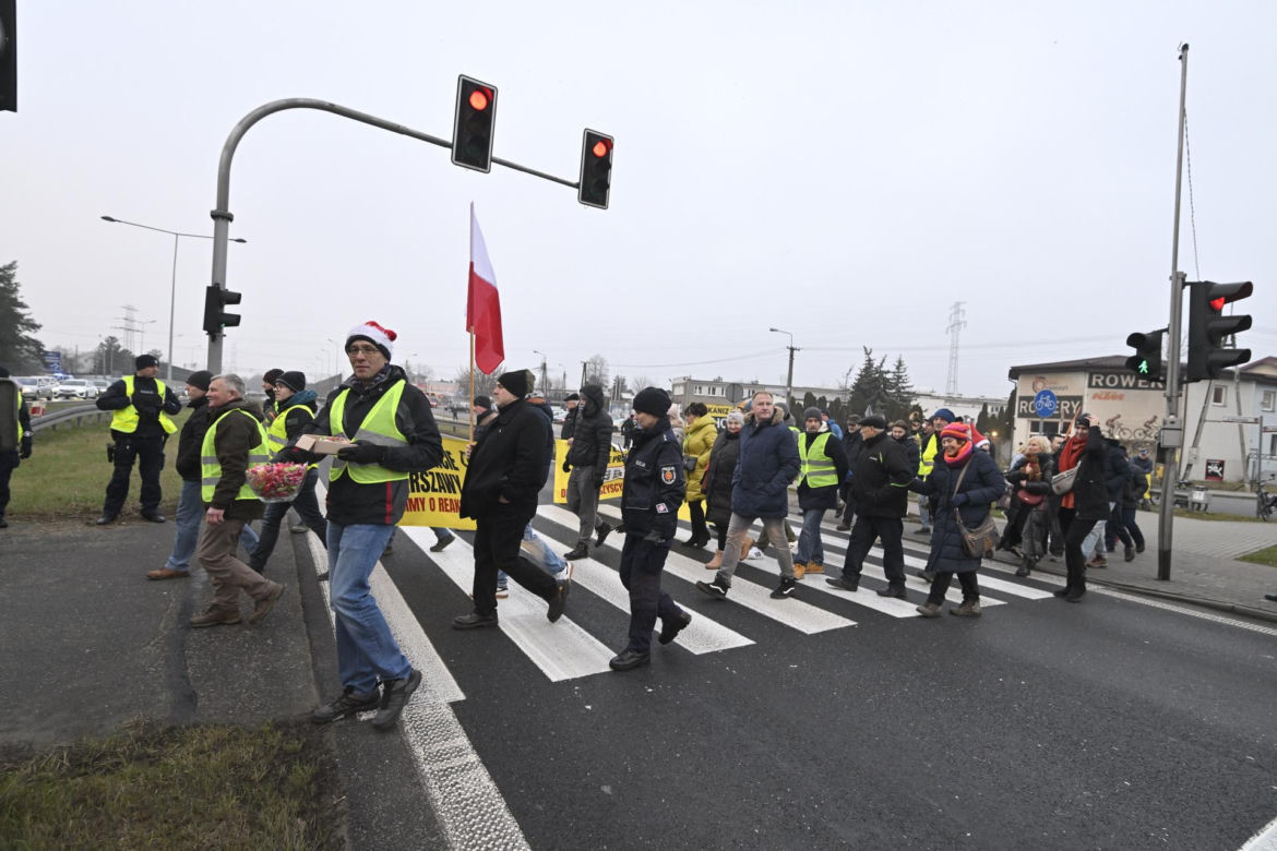 Mają dość korków, chcą buspas. W godzinach szczytu protestowali na pasach
