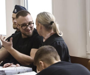 Łukasz Żak w sądzie. Sypie się linia obrony jego kolegów. Biegły: „Każdy ma obowiązek udzielenia pomocy”