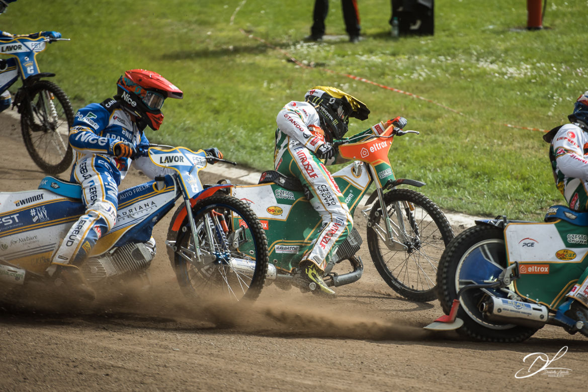 Powrót kibiców na Motoarenę. Tak fani przeżywali mecz Apatora Toruń z Włókniarzem Częstochowa