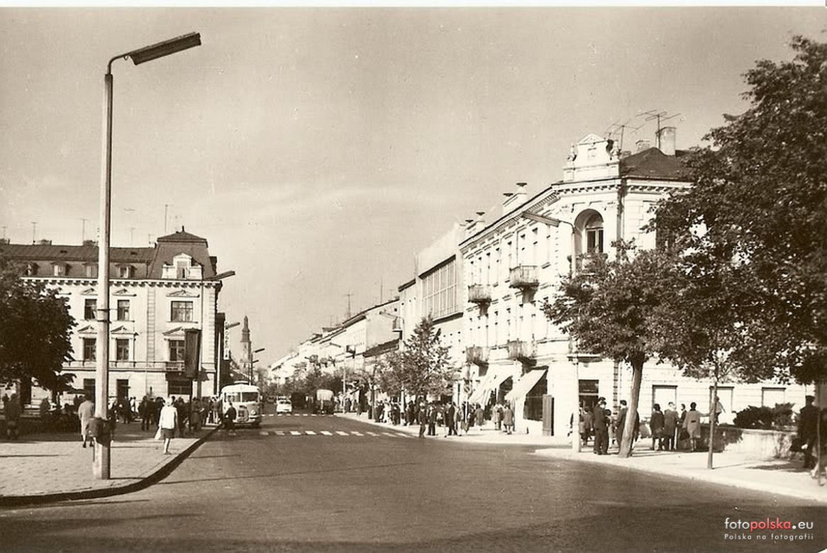 Ulica Stefana Żeromskiego na przestrzeni lat 