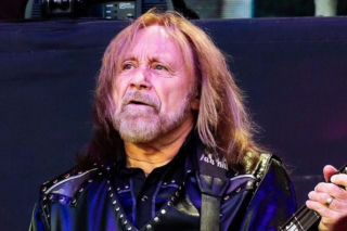 Ian Hill odchodzi z Judas Priest po ponad 50 latach! Świat rocka i metalu oddaje hołd basiście 
