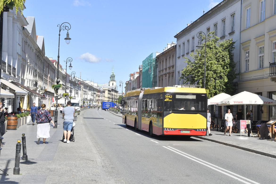 Nocna prohibicja w Warszawie. Aktywiści chcą zakazu sprzedaży alkoholu po godz. 22