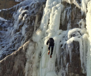 Kielce. Lodospad na Kadzielni