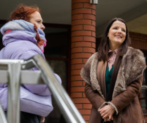 Na Wspólnej, odcinek 3278, Marta (Joanna Jabłczyńska), Kama (Angelika Kujawiak)