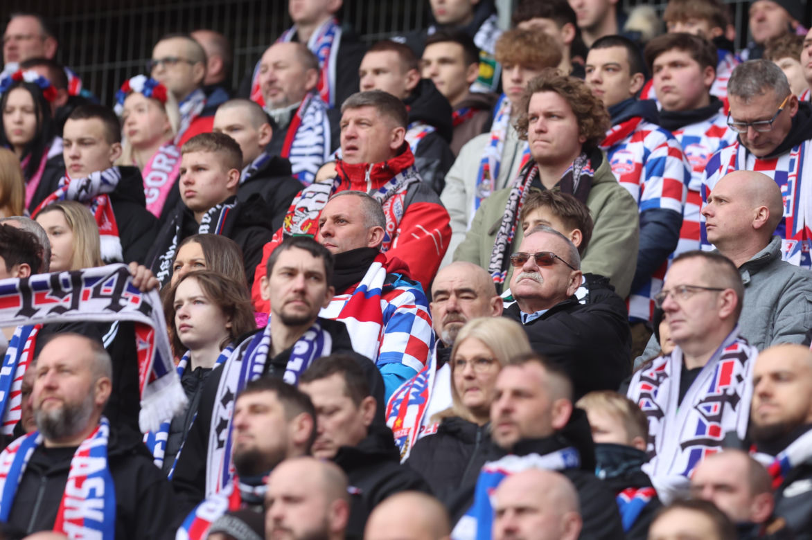 Górnik Zabrze zmierzył się z Puszczą Niepołomice. Na trybunach niemal 15 tys. kibiców