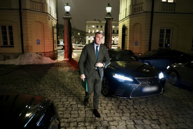 Afera przed IO. Piesiewicz i Małysz przyjechali do ministra sportu