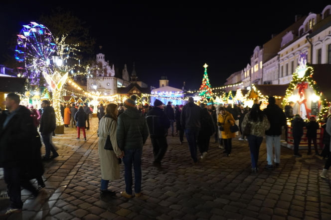 Świąteczne Miasteczko w Rzeszowie już otwarte!