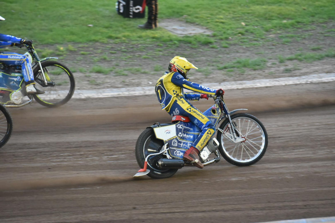 KS Toruń - Bayersystem GKM Grudziądz, zdjęcia kibiców i zawodników z Motoareny