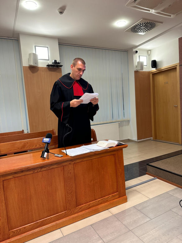 Zabił siekierą kolegę od kieliszka, napił się i poszedł spać