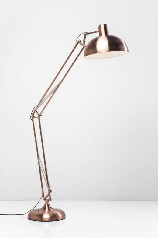 Lampa stołowa czy biurkowa?