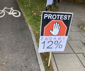 Protest pracowników sądownictwa: Tak wygląda czerwone miasteczko w Warszawie