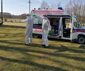 Tak służby przyjeżdżają po próbki